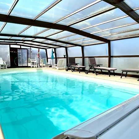 Maison De Charme Piscine Couverte Chauffee Mayrinhac-Lentour Dış mekan fotoğraf