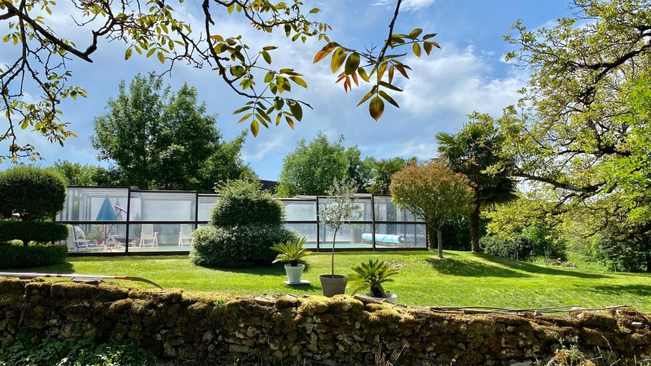 Maison De Charme Piscine Couverte Chauffee Mayrinhac-Lentour Dış mekan fotoğraf